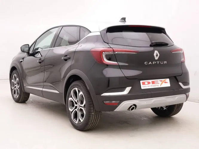 Renault Captur TCe 140 EDC Intens Bose Bi-Tone + GPS 9.3 + T Image 4