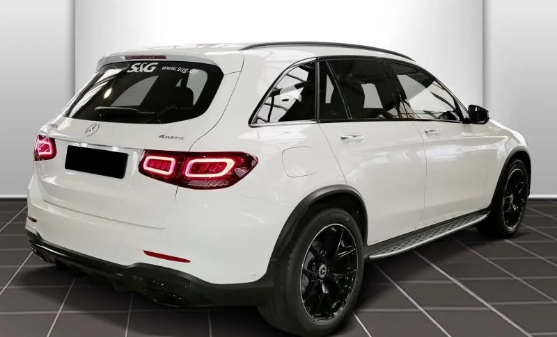 Mercedes-Benz GLC 400 d 4Matic =AMG= Night Package/Distronic Image 2