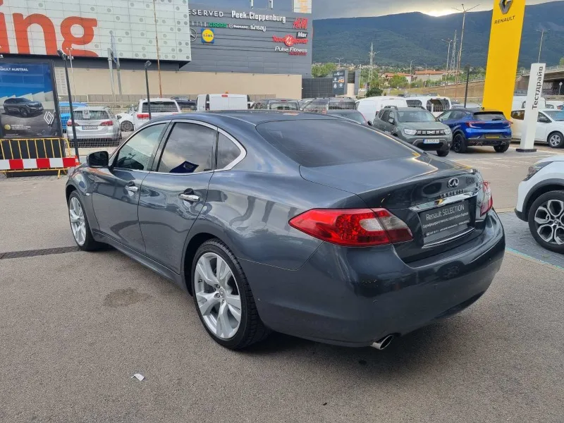 Infiniti M 30 D S Image 4