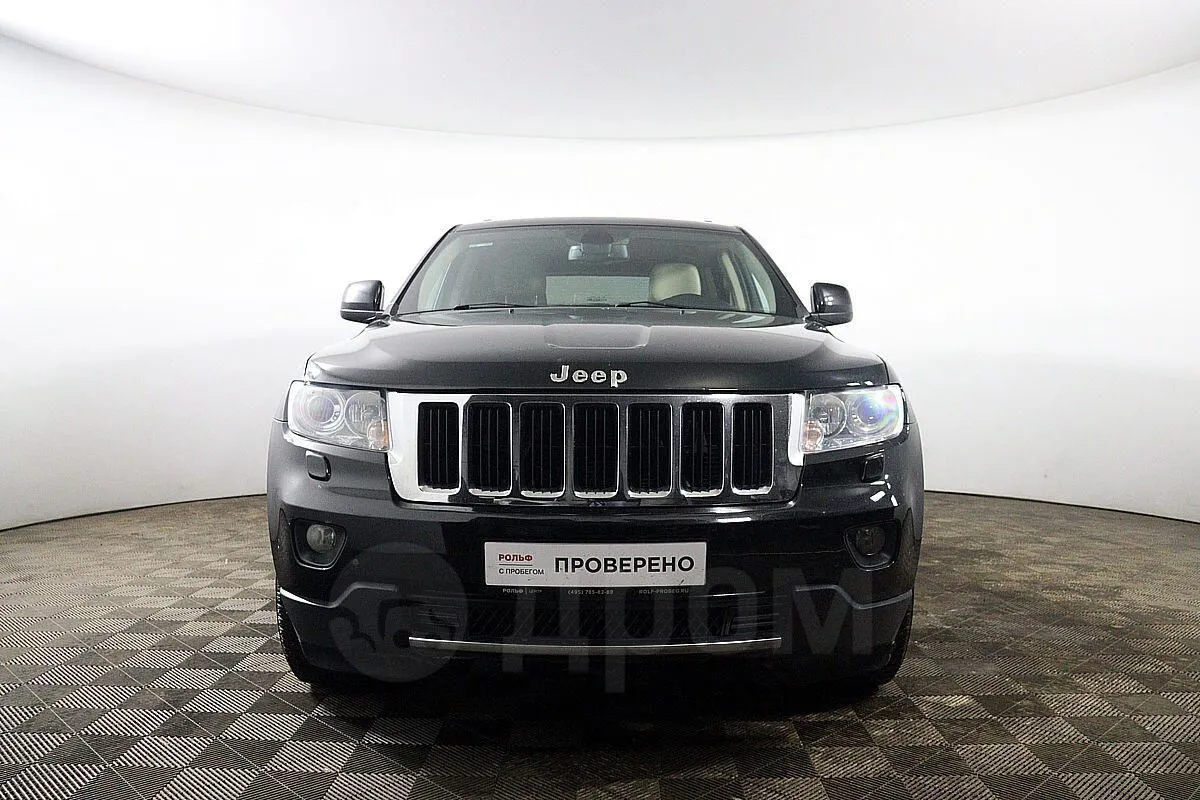 Jeep Grand Image 2